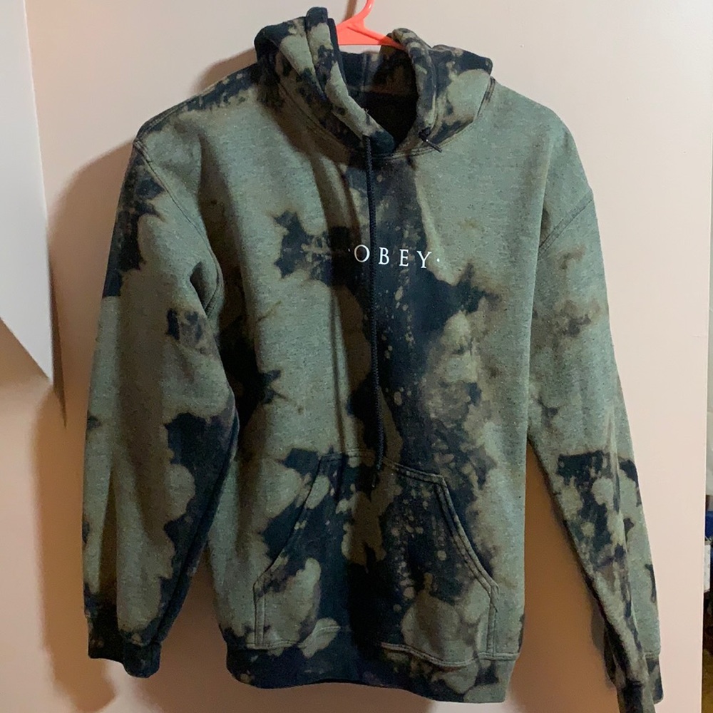 Women’s obey hoodie